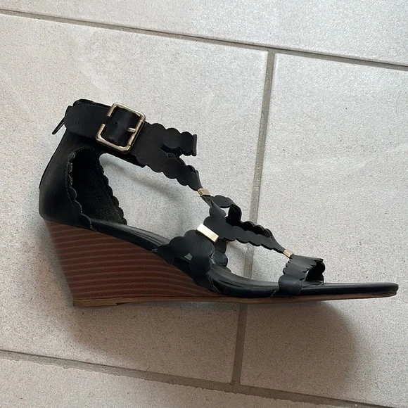 Women’s black wedges - Picture 4 of 4